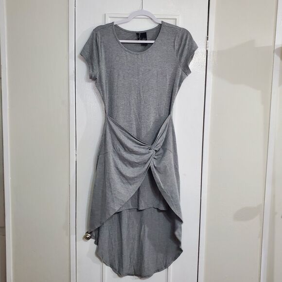 Kristin nicole Dresses & Skirts - Kristin Nicole Gray Asymmetrical High-Low Wrap Dress Women's Size L.  SKU# A-104